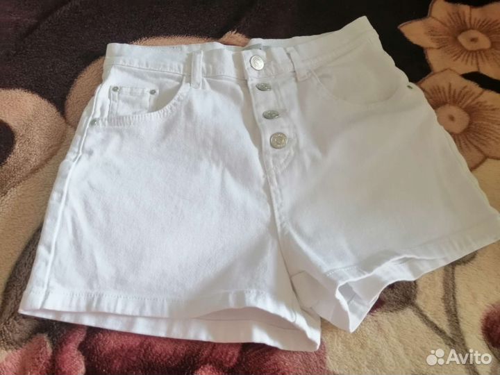 Белые женские шерты