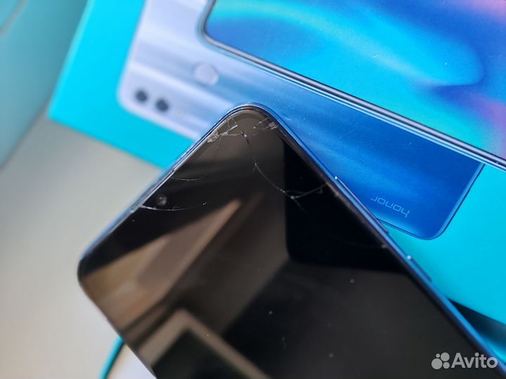 HONOR 10 Lite, 3/64 ГБ