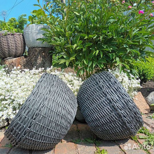 Кашпо напольное уличное