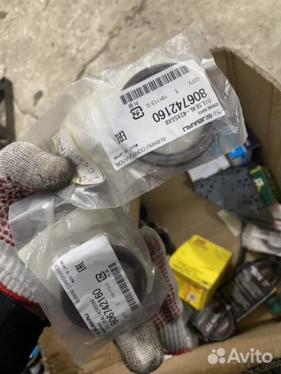 Сальник subaru 806742160