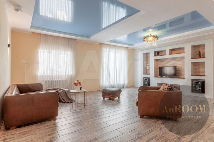 Коттедж 220,4 м² на участке 18 сот.