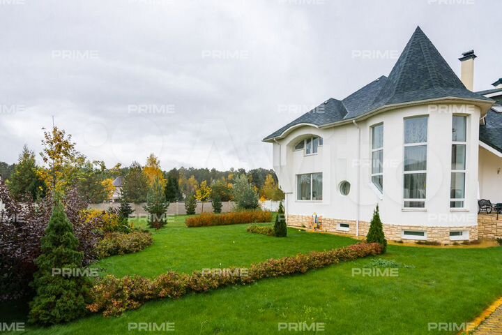 Дом 450 м² на участке 14 сот.