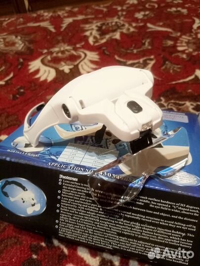 Очки лупа с подсветкой