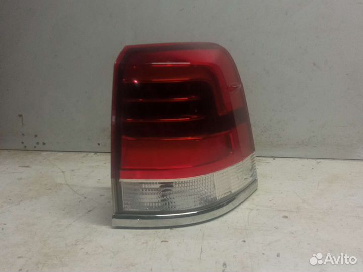Фонарь задний правый Land Cruiser 200