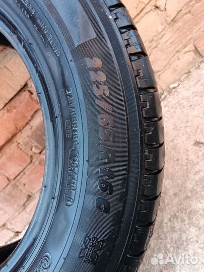 Michelin Agilis 225/65 R16C