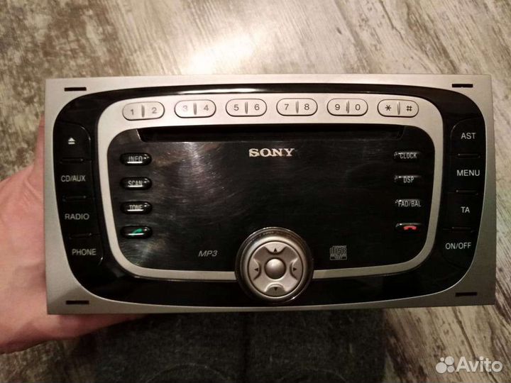 Автомагнитола на Ford Kuga 2008