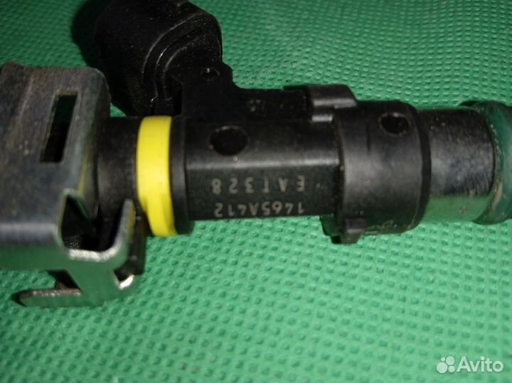 Mitsubishi Outlander III форсунка инжекторная