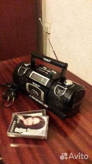 Кассетная магнитола toxi