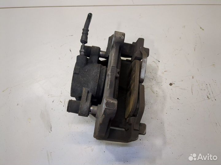 Суппорт Volvo S90, 2018