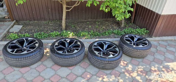 Оригинальный комплект колес для E tron, S, Q7, Q8