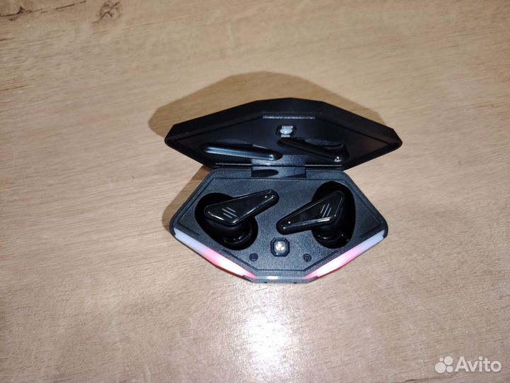 Беспроводные наушники