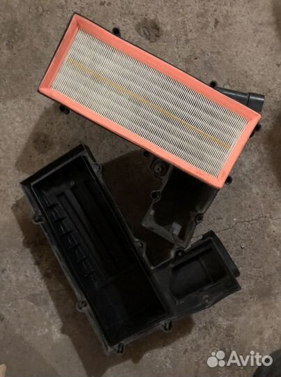 Корпус воздушного фильтра wv passat b6 1.8
