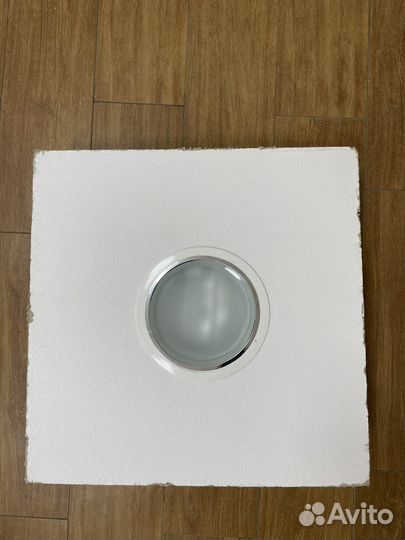 Светильник встраиваемый