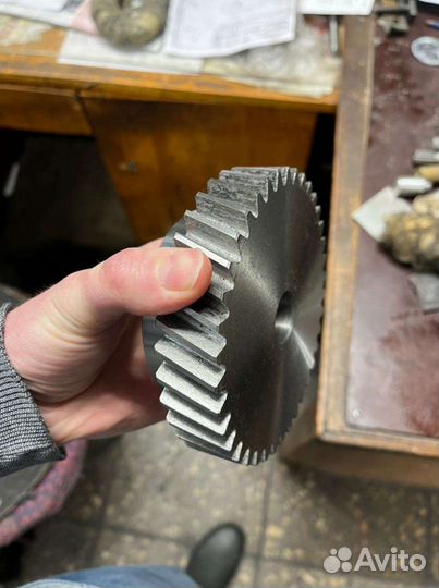 Токарные работы по металлу, Фрезерные услуги