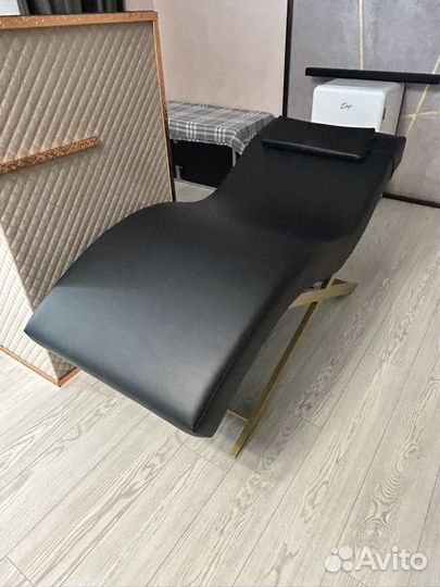 Кушетка косметологическая