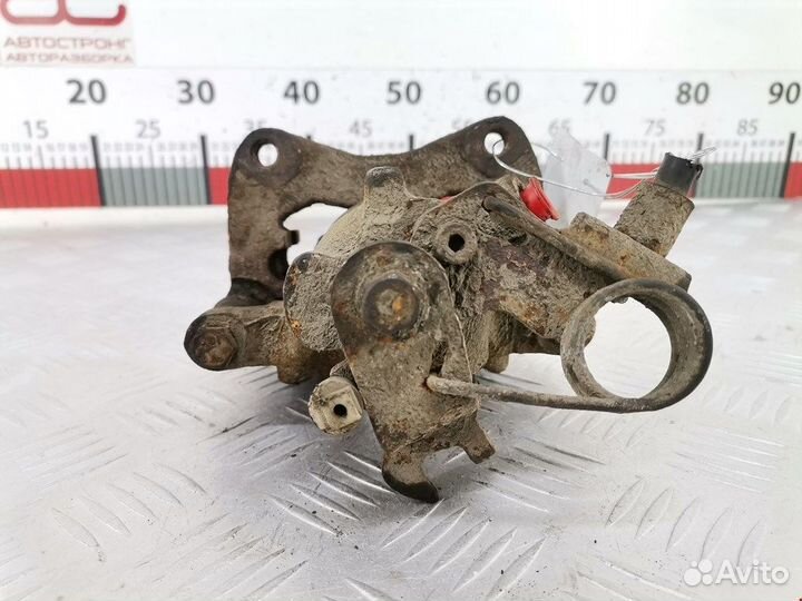 Суппорт задний правый для Audi A4 B5 8D0615424