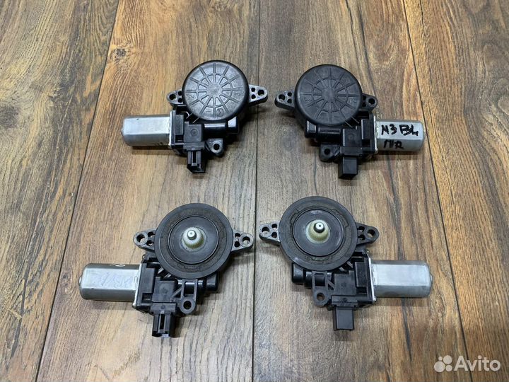 Mazda 3 BL 2009-2013 Моторчик стеклоподъемника