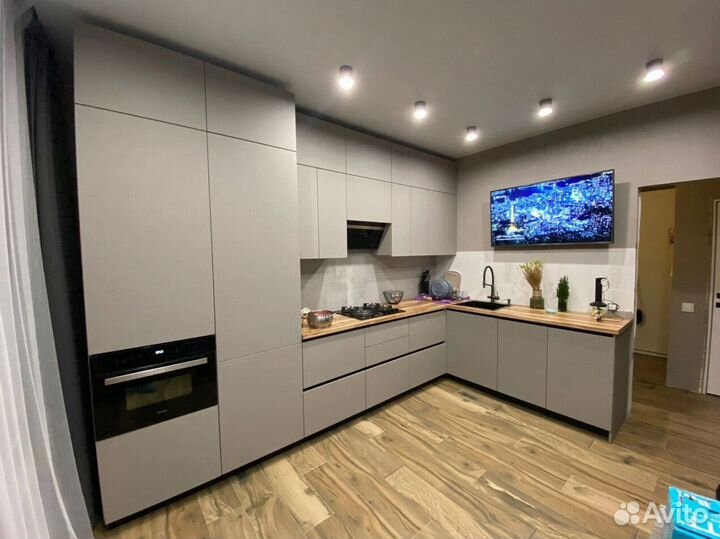 Кухни на заказ с установкой и доставкой