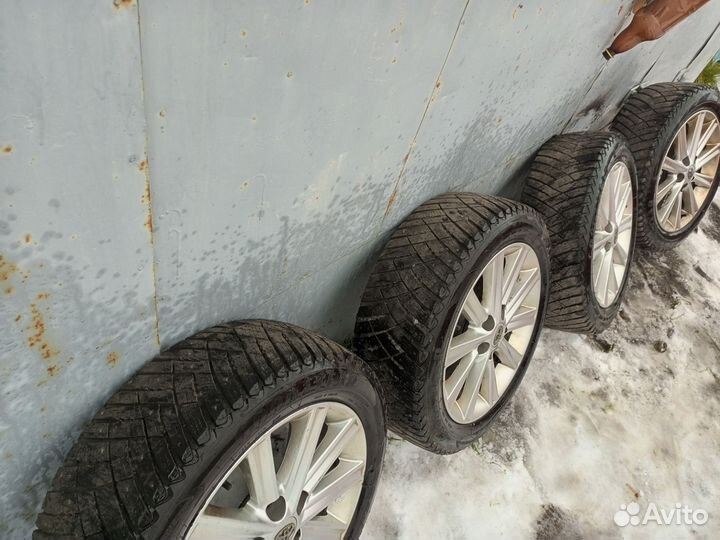 Оригинальные диски на toyota camry r17