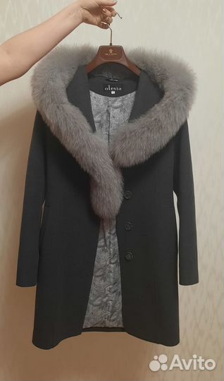 Зимнее драповое пальто с натуральным воротником