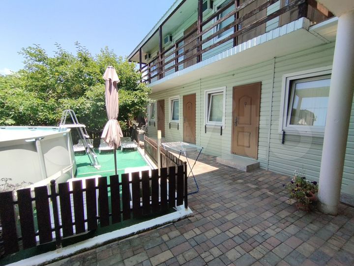 Дом 300 м² на участке 5 сот.