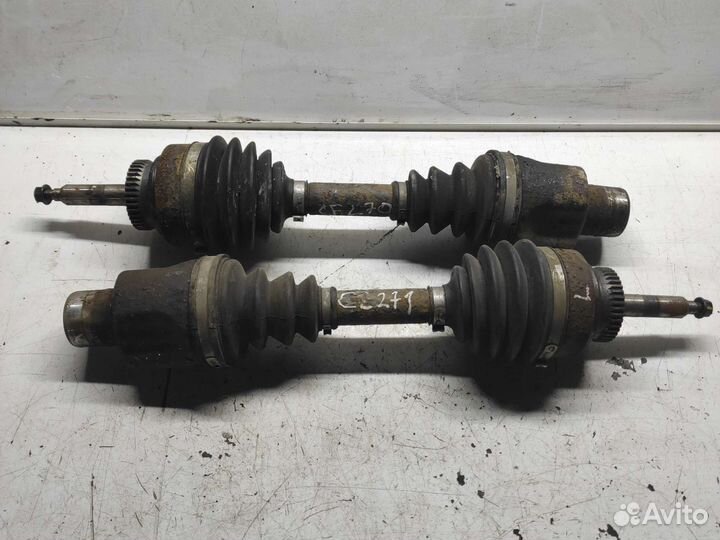 Привод левый, левый SsangYong Kyron