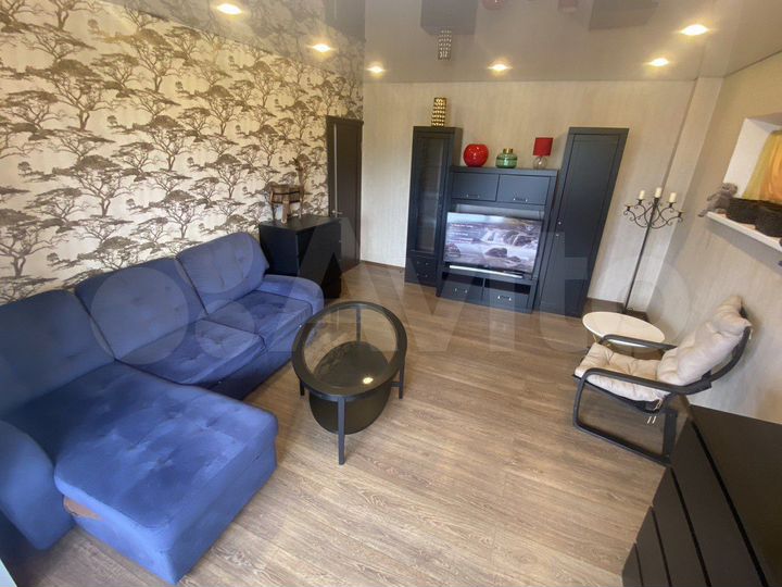 2-к. квартира, 65 м², 10/12 эт.