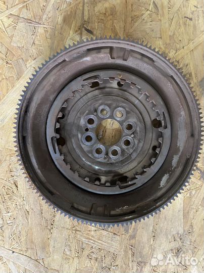 Маховик volkswagen passat b7 двухмассовый