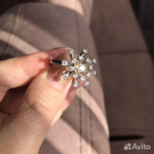 Кольцо с бриллиантами