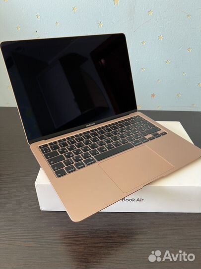 Macbook air 13 Intel Core i3