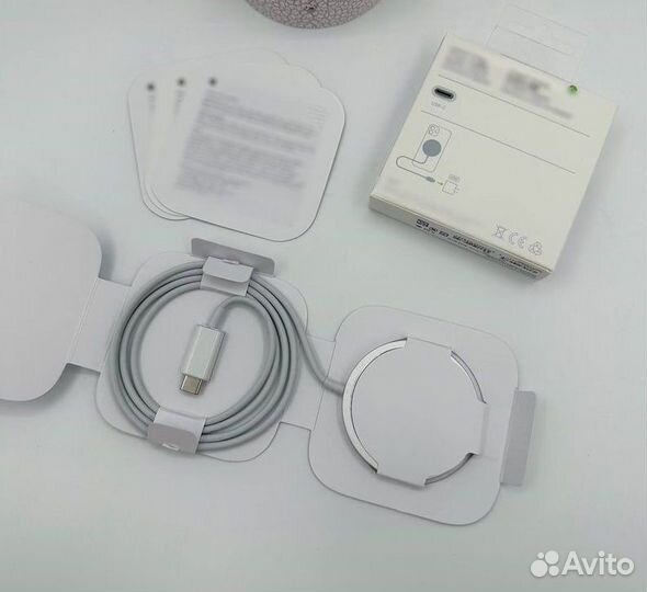 Беспроводная зарядка MagSafe