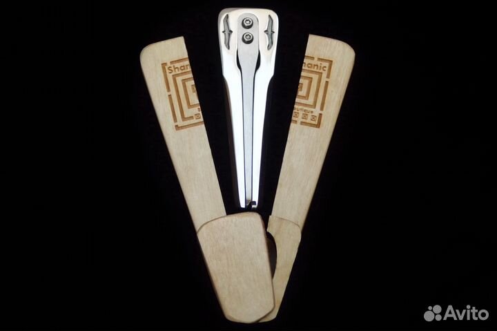 Варган Д. Глазырина /Буревестник жесткий в футляре