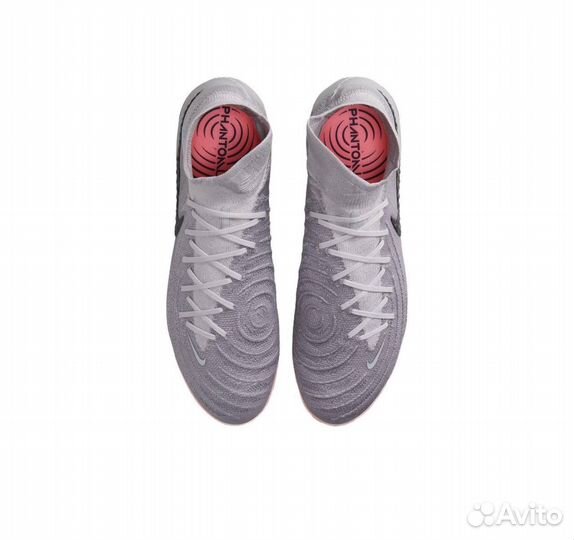 Футбольные бутсы nike phantom gx