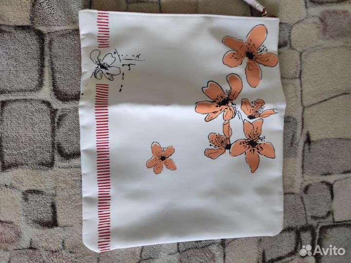 Новая косметичка Clarins