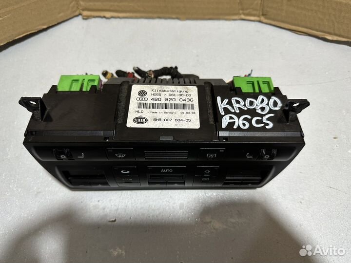 Блок управления климатом Audi A6 C5 4B0820043G