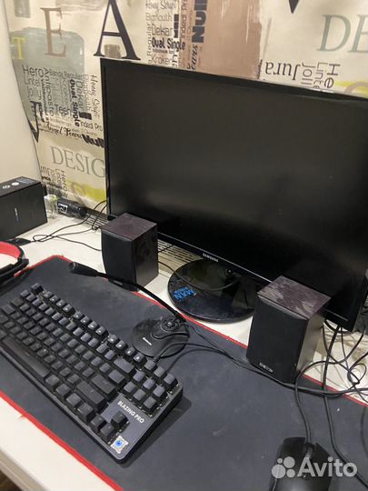 Монитор,клавиатура,мышь