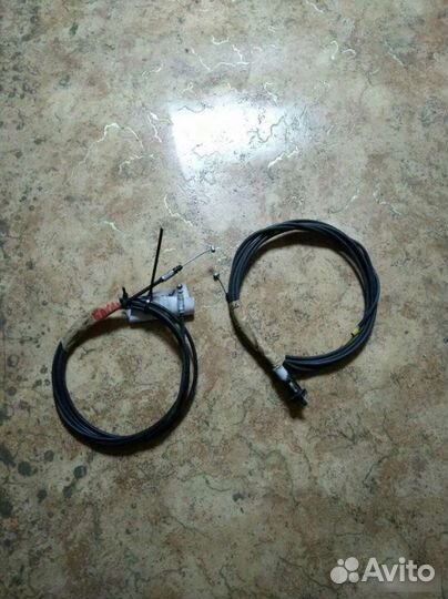 Трос лючка топливного бака Toyota Vitz 1SZ-FE 2002