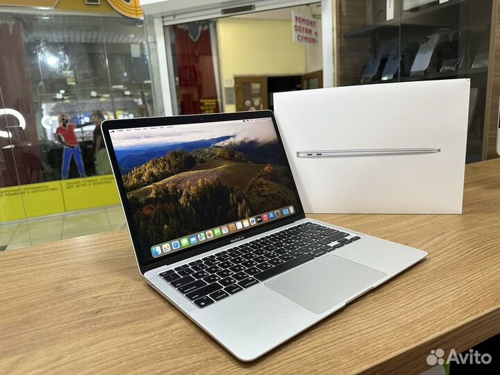 MacBook Air 13 M1 8gb / 256gb Silver