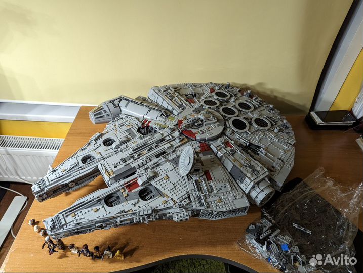 Lego Star Wars Millennium Falcon 75192