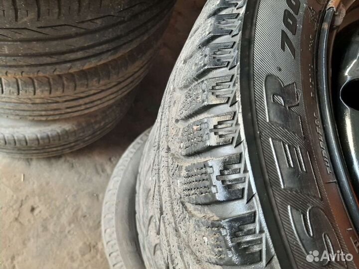 Bridgestone Ice Cruiser 7000 185/60 R15
