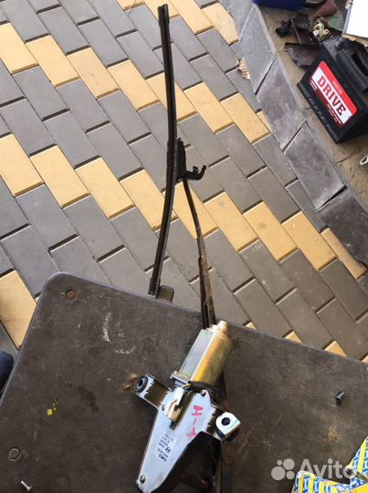 Моторчик заднего дворника hyundai starex h1