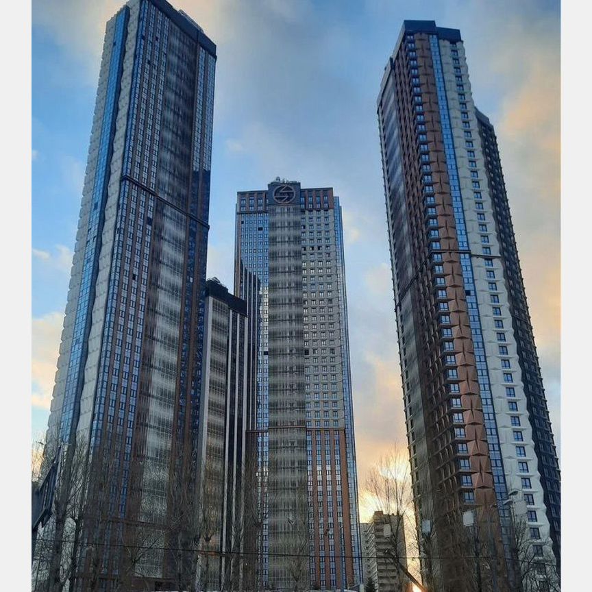 3-к. квартира, 90,3 м², 46/46 эт.