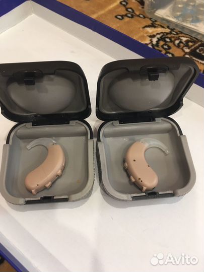 Слуховые аппараты Aurica и Widex