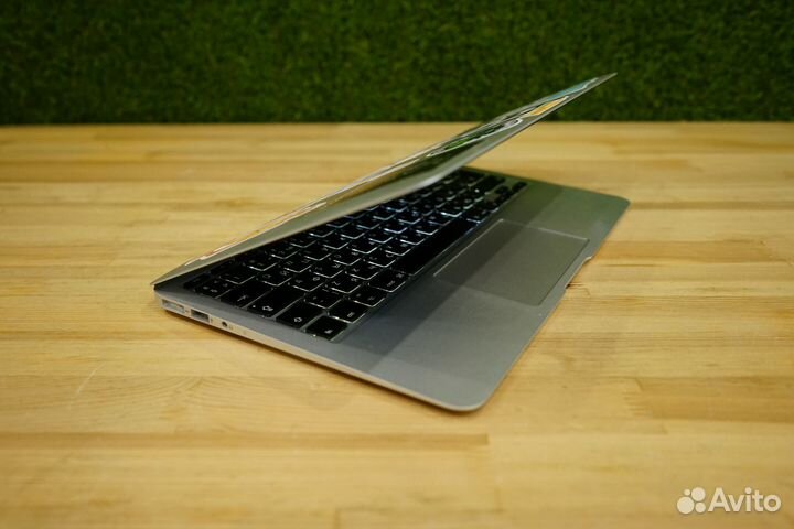 Apple MacBook Air 11 2012