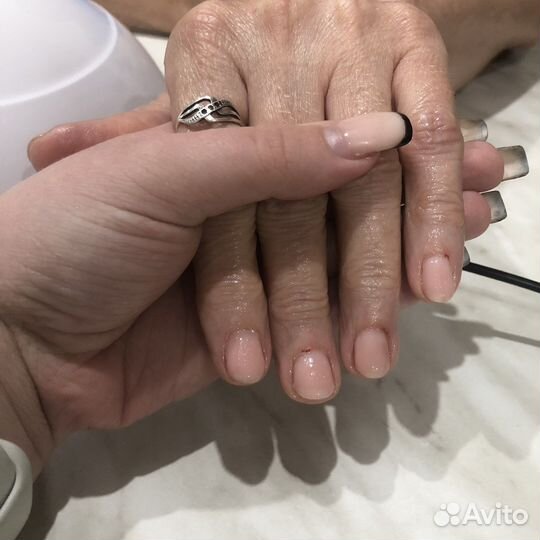 Маникюр на дому