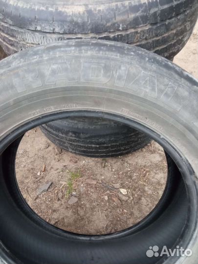 GT Radial Adventuro A/T 235/60 R17 19B