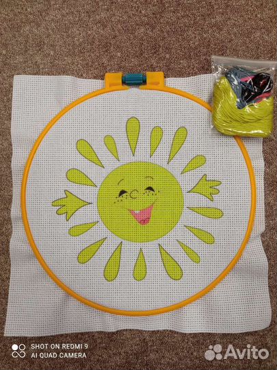 Набор для вышивания крестом с пяльцами и набором м