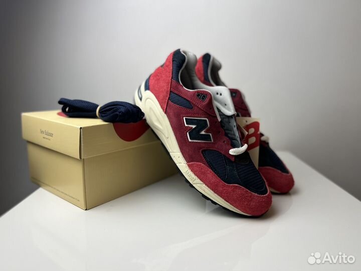 Кроссовки New Balance 990v2