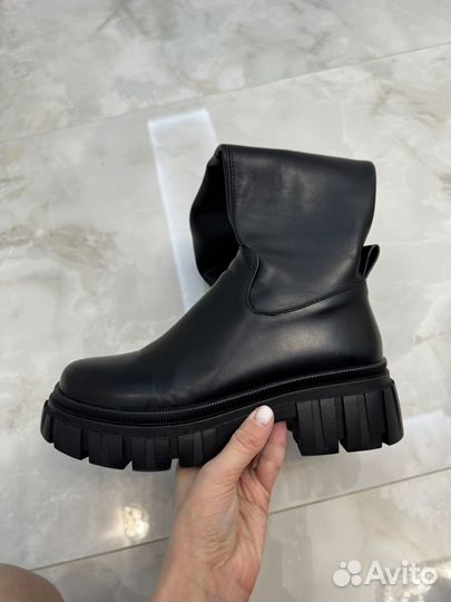 Сапоги женские 36 размер