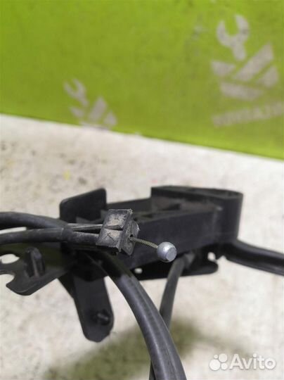 Трос открывания капота Рено Меган 2